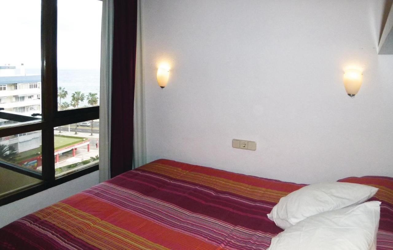 Apartamento In Benalmdena Costa With 1 Bedrooms, Wifi And Outdoor Swimming Pool *