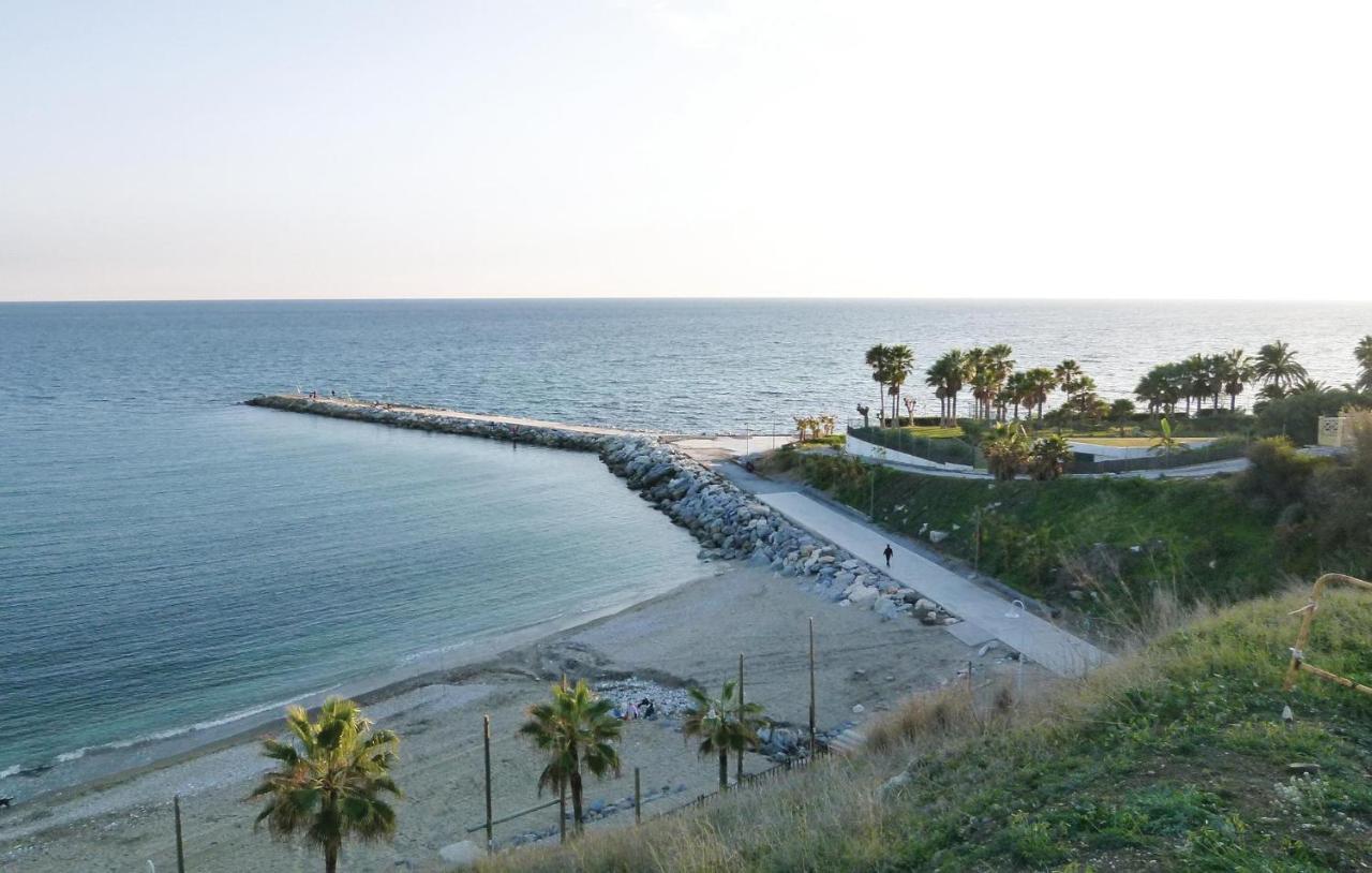 In Benalmdena Costa With 1 Bedrooms, Wifi And Outdoor Swimming Pool Apartamento